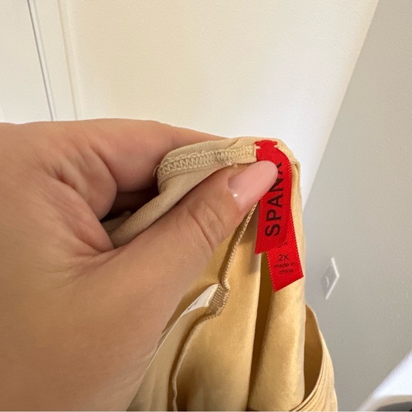 SPANX Seamless Sculpting Simplicity Shorts Extra High Rise Size 2X Women’s Beige - Picture 5 of 6